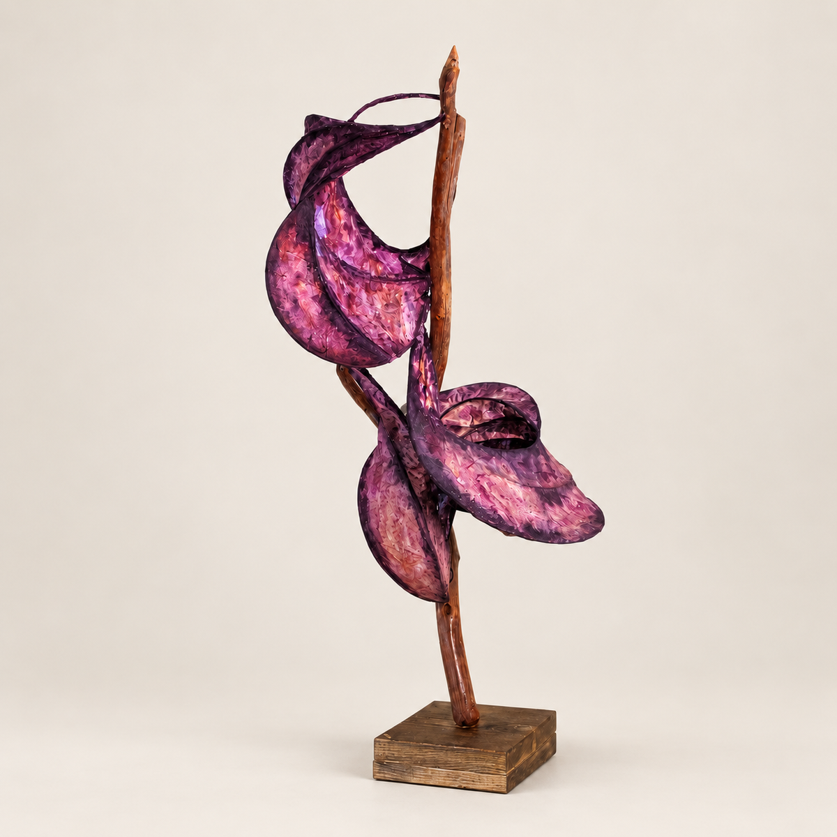 Wild Tulip sculptural lamp, additional original angle 3 on warm ivory